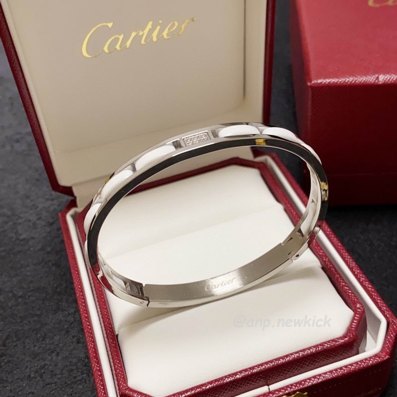 Cartier Bracelet 18k Gold (7) - newkick.org